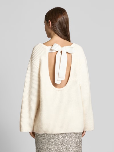 Gina Tricot Strickpullover mit Trompetenärmeln Offwhite 5