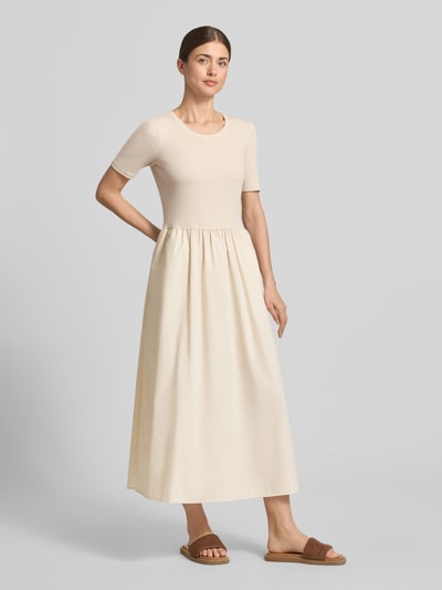 Christian Berg Woman Selection Midikleid in Falten-Optik Sand 1