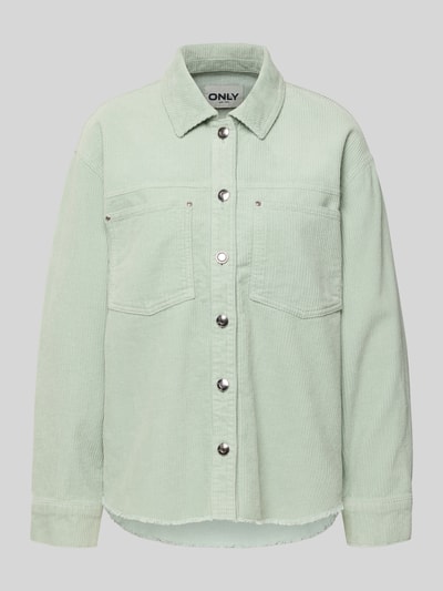 Produktfoto, Regular Fit Hemdjacke aus reiner Baumwolle Modell 'MAIKO-BITTEN' von Only, hellgrüner Cord, Knopfleiste, Brusttaschen, unifarben, Nieten, Umlegekragen, leicht abgerundeter Saum, offene Kante