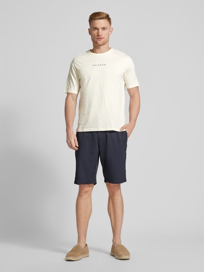 SELECTED HOMME T-shirt z nadrukiem z napisem model ‘LOOSE-BALANCE’ Złamany biały 1