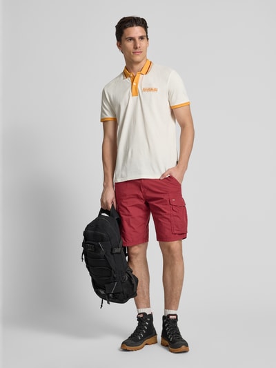 Napapijri Loose Fit Cargoshorts mit Logo-Stitching Modell 'NOTO 2.0' Bordeaux 1