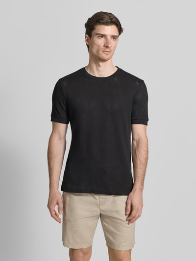 Mannelijk model draagt T-Shirt met Rundhalsausschnitt van Antony Morato, zwart katoen, regular fit, structuurpatroon, volledige lichaamsvoorzijde.