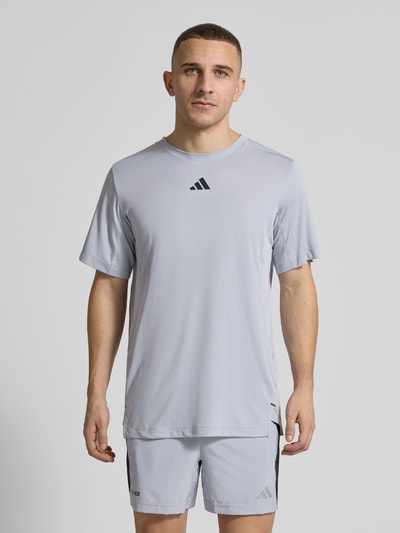 adidas Training Regular Fit Sport T-Shirt mit Label Print Mittelgrau 4