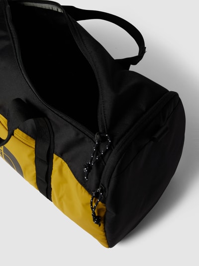 The North Face Sporttas met labelprint, model 'BOZER DUFFEL' Donkergeel - 5