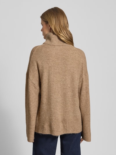 Gina Tricot Sweter z dzianiny o kroju oversized z golfem Camel 5