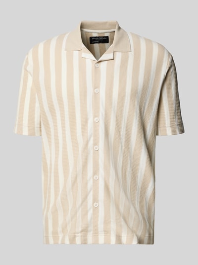 Produktfoto, Regular Fit Freizeithemd aus reiner Baumwolle von Marc O'Polo in gestreifter Strickoptik, Beige und Weiß, kurze Ärmel, einreihige Knopfleiste