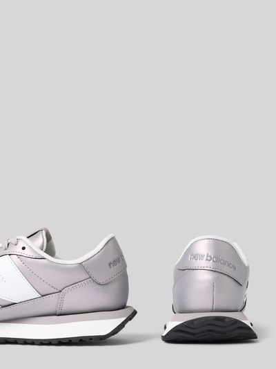 New Balance Sneaker aus Leder-Mix Flieder 2