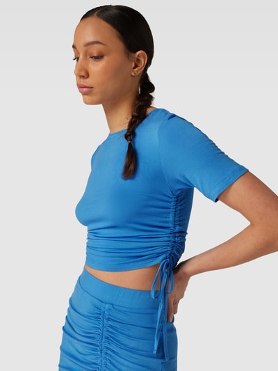 Pieces T-shirt z prążkowanym, okrągłym dekoltem model ‘NEORA’ Błękitny 3