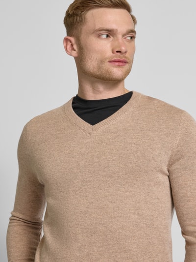 Christian Berg Men Wollpullover mit V-Ausschnitt und Kaschmir-Anteil Camel Melange 3