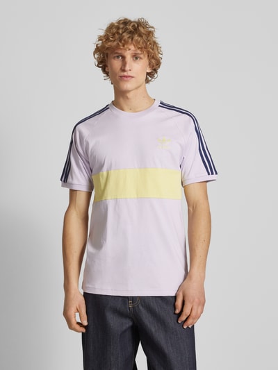 adidas Originals T-Shirt mit Logo-Stitching Flieder 4