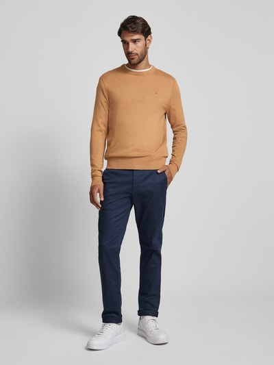 CK Calvin Klein Sweter z dzianiny z wyhaftowanym logo model ‘PIMA’ Camel 1