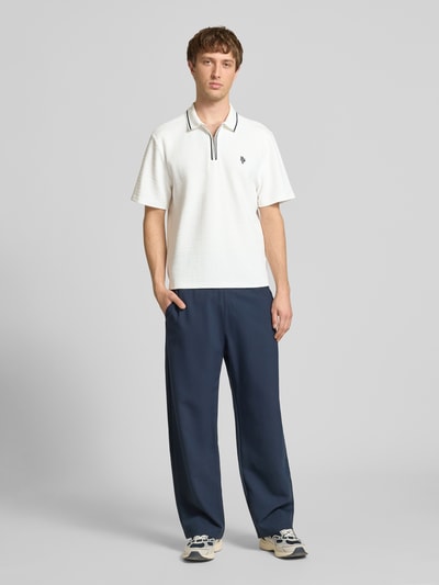 REVIEW Regular Fit Poloshirt mit Reißverschluss und Label-Stitching Offwhite 1