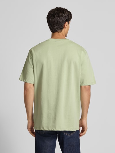 Lindbergh T-shirt o kroju oversized z okrągłym, prążkowanym dekoltem Jasnozielony 5