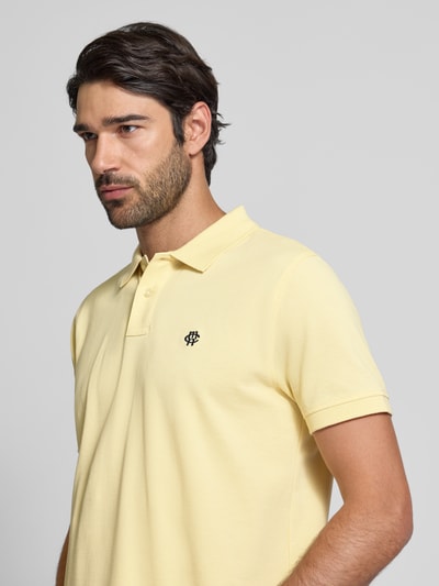 MCNEAL Poloshirt mit Label-Stitching Hellgelb 3