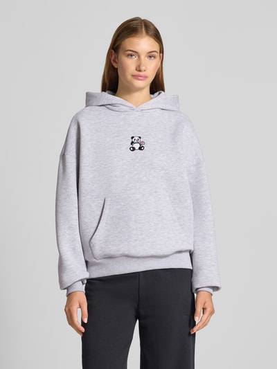Review Oversized Hoodie mit Motiv-Stitching Hellgrau Melange 4