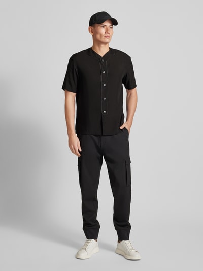 Emporio Armani Koszula casualowa o kroju comfort fit z rękawem o dł. 1/2 Czarny 1