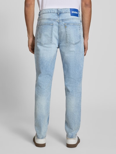 HUGO Blue Jeansy o kroju tapered fit z mieszanki bawełny model 'BRODY' Jasnoniebieski 5