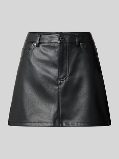 Produktfoto, Minirock in Leder-Optik mit Eingrifftaschen von REVIEW, schwarz, A-Linie, strukturierte Oberfläche, Knopf- und Reißverschluss
