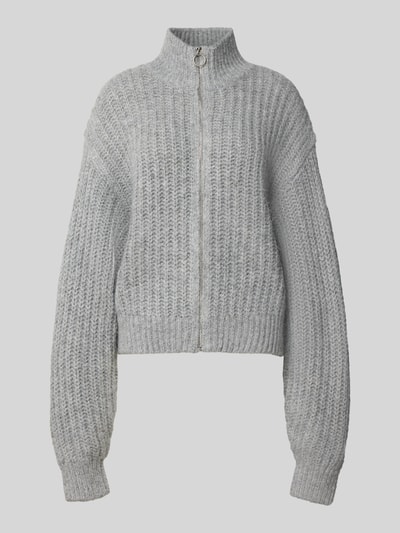 Review Strickjacke mit Stehkragen und Reißverschluss Hellgrau Melange 2