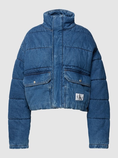 Calvin Klein Jeans Cropped Steppjacke mit Label-Detail Modell 'LIGHT DENIM' Jeansblau 2