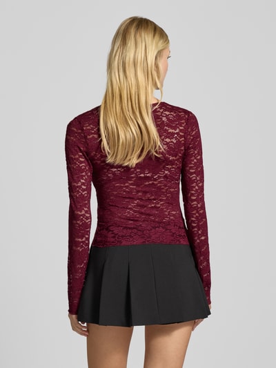 Gina Tricot Longsleeve mit Spitze und V-Ausschnitt Bordeaux 5