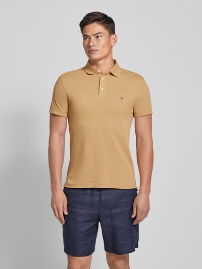 Tommy Hilfiger Koszulka polo o kroju slim fit z wyhaftowanym logo Khaki 4