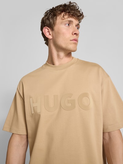 HUGO T-Shirt mit Label-Print Modell 'Dinkee' Beige 3