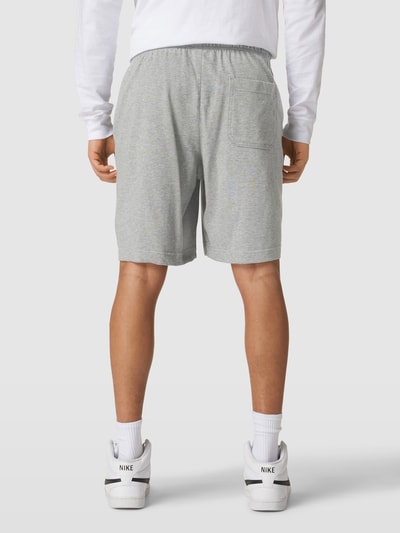 Nike Shorts mit Label-Details Mittelgrau Melange 5
