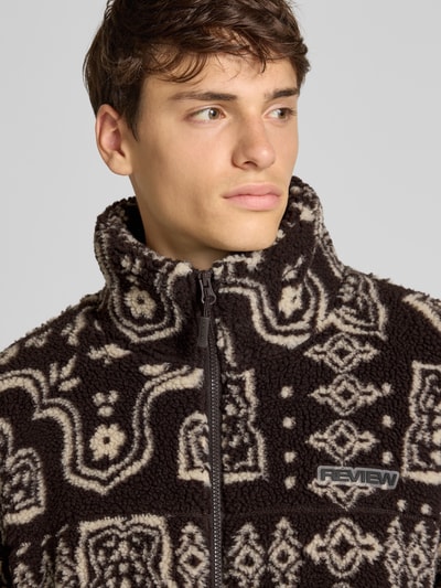 REVIEW Teddyfell Jacke mit Stehkragen und Label-Detail Dunkelbraun 3