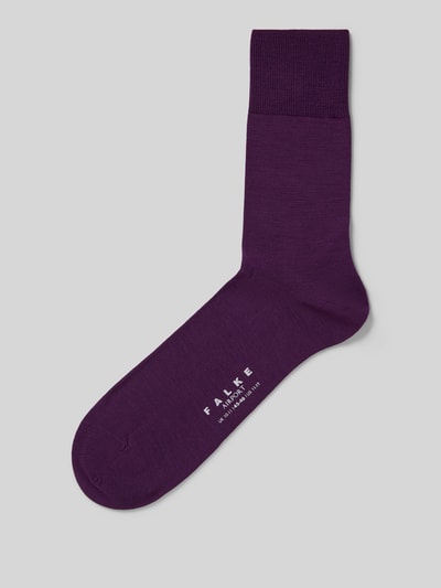 Produktfoto, Socken mit geripptem Abschluss von Falke in Lila, Schurwoll-Baumwoll-Mix mit Stretch-Anteil, körpernaher Schnitt, strukturierte Oberfläche