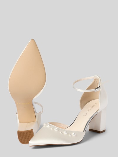 Produktfoto, Pumps mit Perlenbesatz und Blockabsatz Modell 'Maya' von Rainbow Club in spitz zulaufender Form, Riemchen mit Dornschließe, glatte Sohle, Absatzhöhe: 8 cm, Schafthöhe: 8 cm, Größe 40, cremefarbene Satinoptik, eleganter Glanz, feine Textur