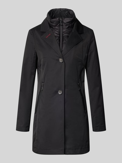 Produktfoto, Kurzmantel mit heraustrennbarem Westeneinsatz von Gil Bret, czarna bawełna, krój slim fit, kołnierz z klapami, kieszenie na zamek, zapięcie na guziki, długość pleców w rozmiarze 36: 85 cm, szerokość ramion w rozmiarze 36: 36 cm, szerokość klatki piersiowej w rozmiarze 36: 49 cm, długość rękawa w rozmiarze 36: 64 cm.