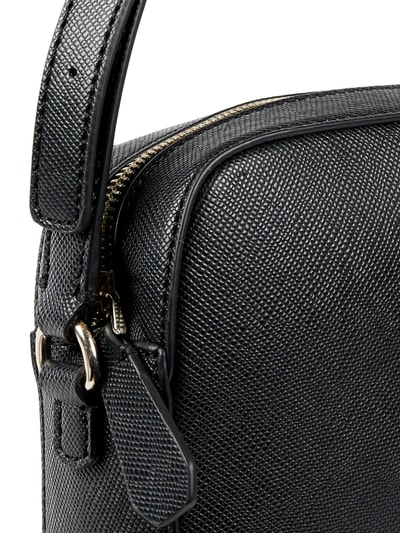 Guess Camera Bag mit Saffiano-Struktur Modell 'Kamryn' Black 5