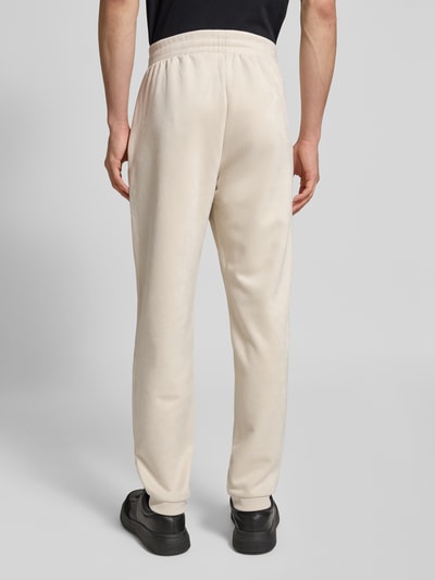 EA7 Emporio Armani Sweatpants mit Label-Detail Sand 5