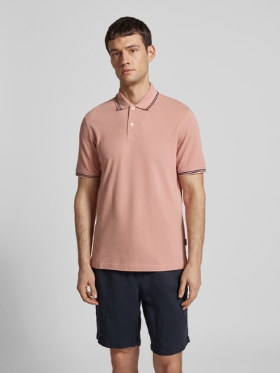 bugatti Regular Fit Poloshirt mit Label-Detail Rose 4