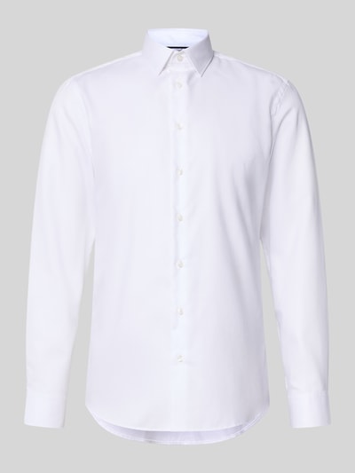 Produktfoto, białe Slim Fit Business-Hemd mit Kentkragen von Jake*s, czysta bawełna, krój slim fit, guziki, mankiety sportowe, zaokrąglony dół, długość pleców w rozmiarze 39/40: 79 cm, szerokość w rozmiarze 39/40: 48 cm, długość rękawa w rozmiarze 39/40: 65 cm