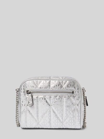 Guess Handtasche mit Label-Applikation Modell 'ALDINA CAMERA CROSSBODY' Silber 4