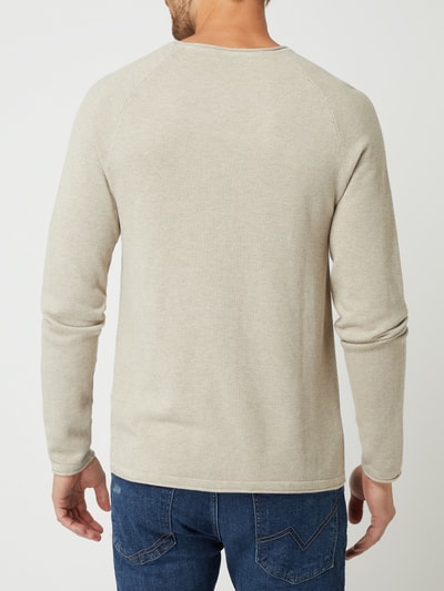 Jack & Jones Sweter z dzianiny z naszywką z logo model ‘HILL’ Złamany biały 5