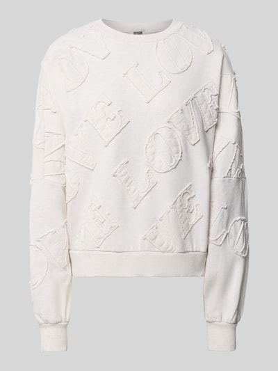 Produktfoto, Oversized Sweatshirt aus reiner bawełna Modell 'ASTERA' von DRYKORN, kolor biały, napis, naszywka, wykończenia prążkowane