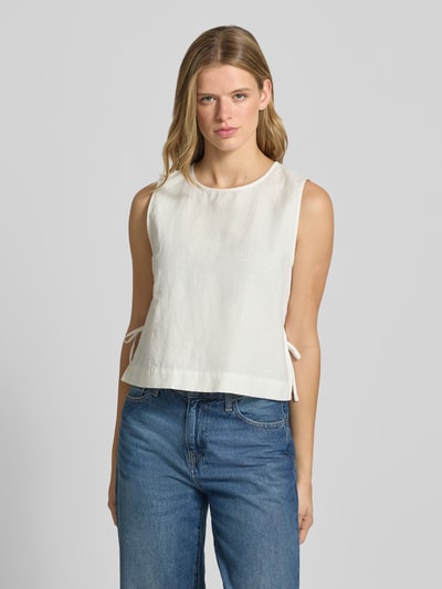 Frauenmodel trägt Regular Fit Top aus Leinen-Baumwolle-Mix von Marc O'Polo Denim, Optik: Unifarben, Bindeschleifen, ärmellos, Rundhals, Material: Leinen-Baumwolle-Mix, Ganzkörperansicht von vorne.