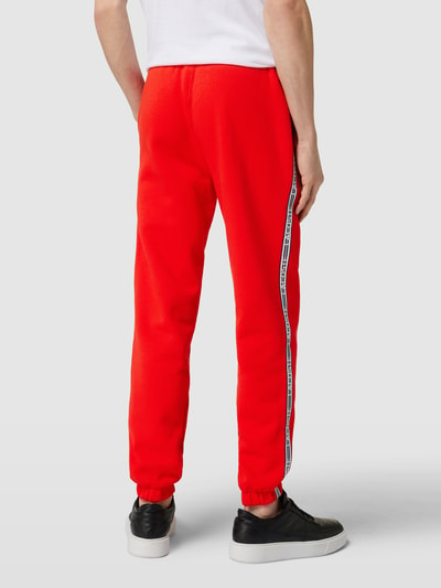 Lacoste Sweatpants mit Label-Stitching Modell 'TAPE PANT' Hellrot 5