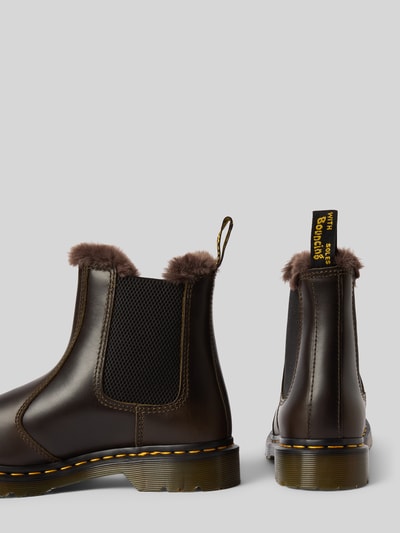 Dr. Martens Chelsea boots met labeldetail Taupe - 2