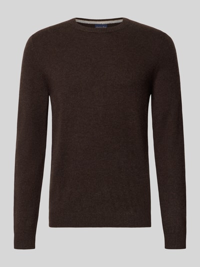 Produktfoto, Kaschmirpullover mit gerippten Abschlüssen von Christian Berg Men in Dunkelbraun, gerader Schnitt, Rundhalsausschnitt, reine Kaschmirstruktur