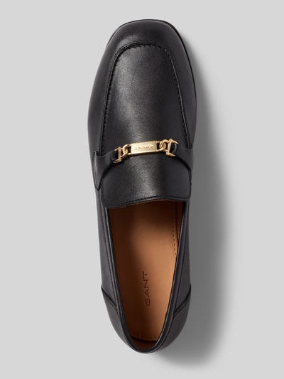 Produktfoto, schwarzer Loafer aus echtem Rindsleder Modell 'Gimble' von GANT, goldene Metallschnalle, Damen Loafer von GANT