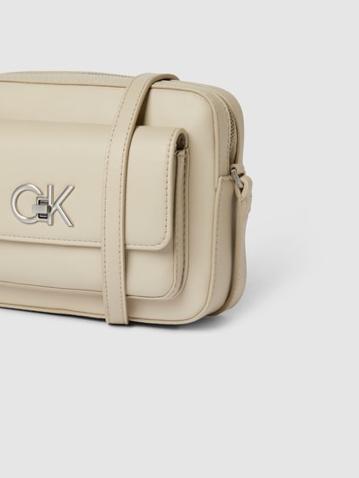 CK Calvin Klein Schoudertas met labelapplicatie, model 'CAMERA BAG' Beige - 3