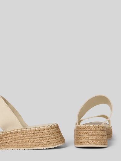 Calvin Klein Jeans Sandalen mit Label-Detail Beige 2
