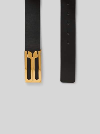 Produktfoto, Gürtel mit Pinschließe von Victoria Beckham in Schwarz mit glänzender goldfarbener Schließe, Strukturmuster, schmale Passform, Logo-Detail, 4 cm Breite bei Größe 80
