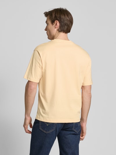 MCNEAL T-Shirt mit geripptem Rundhalsausschnitt Apricot 5