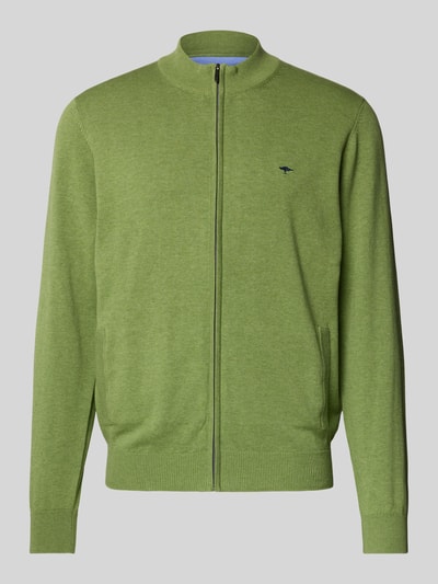 Produktfoto, grüne Strickjacke mit Reißverschluss von Fynch-Hatton aus reiner Baumwolle, Regular Fit, gerippte Abschlüsse, Stehkragen, Label-Stitching, Eingrifftaschen