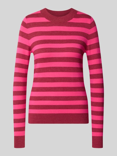 Produktfoto, Strickpullover mit Rundhalsausschnitt von Christian Berg Woman im Viskose-Mix mit roten und pinken Streifen, taillierter Schnitt, gerippte Abschlüsse.